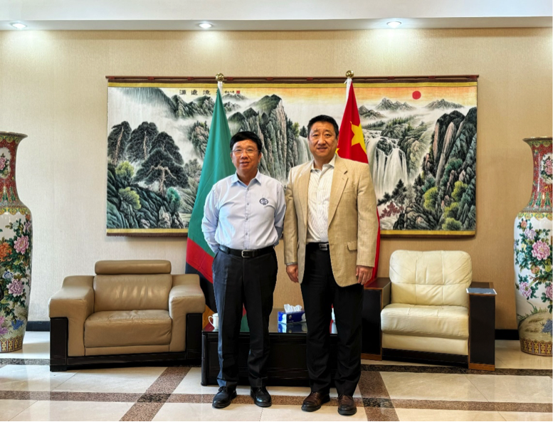 今年会董事长王平卫拜会中国驻赞比亚大使韩镜